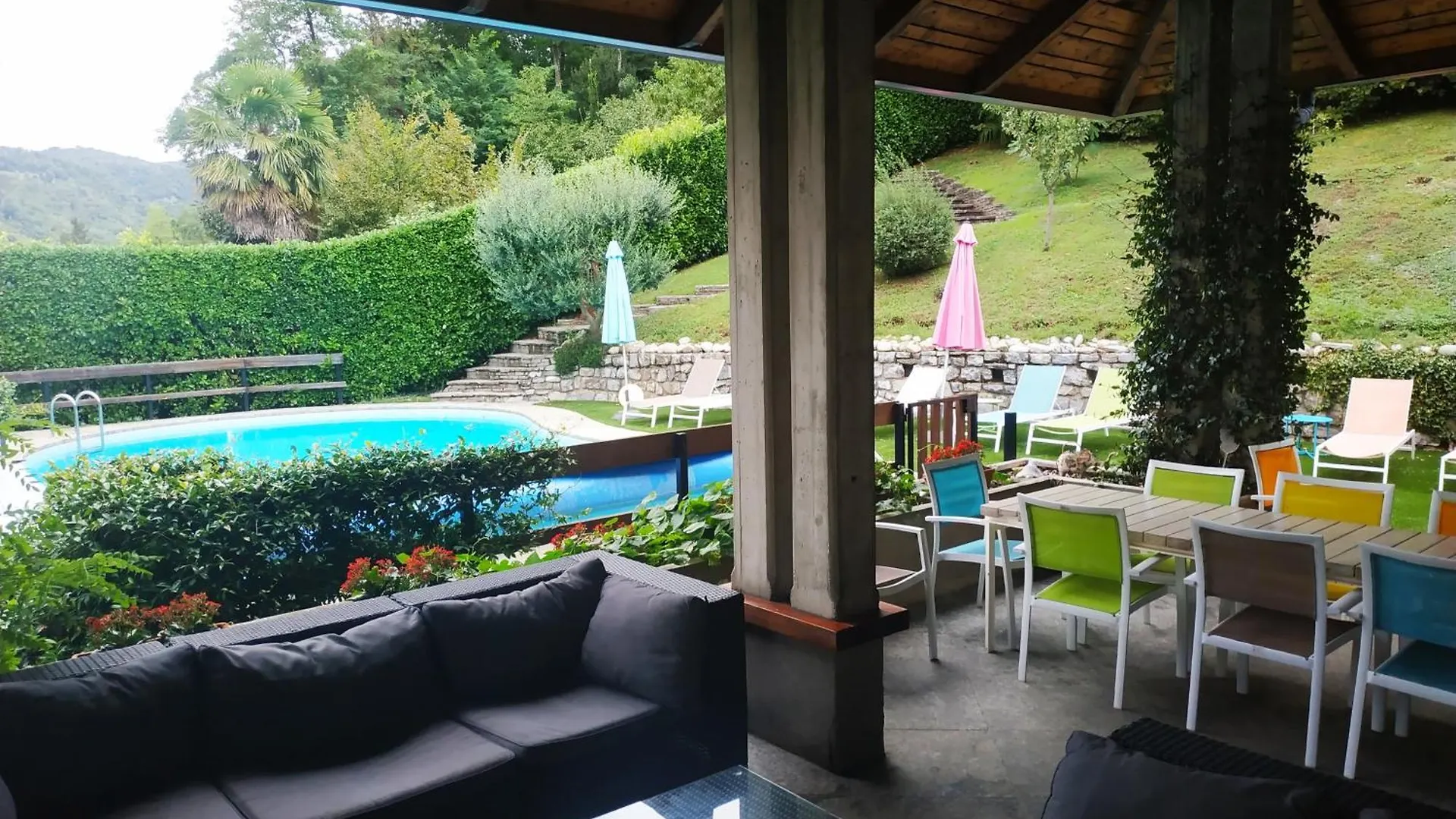 Villa With A View And Pool Longone al Segrino
